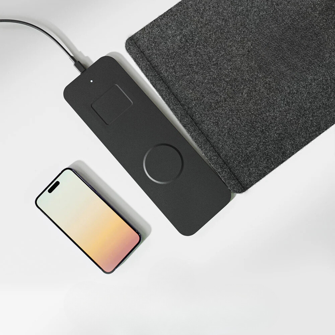 "SmartCharge" desk pad